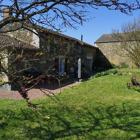 Apartamento La Ferme Du Grand Bois Mouterre-Silly Exterior foto