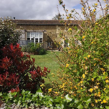 Apartamento La Ferme Du Grand Bois Mouterre-Silly Exterior foto