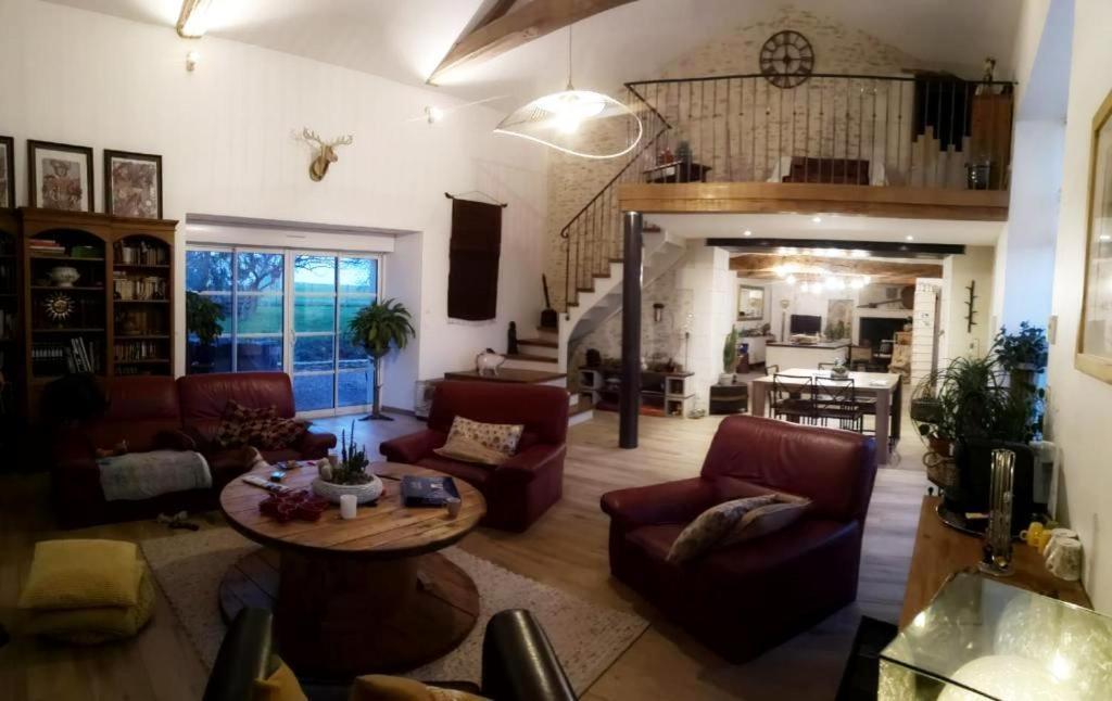 Apartamento La Ferme Du Grand Bois Mouterre-Silly Exterior foto